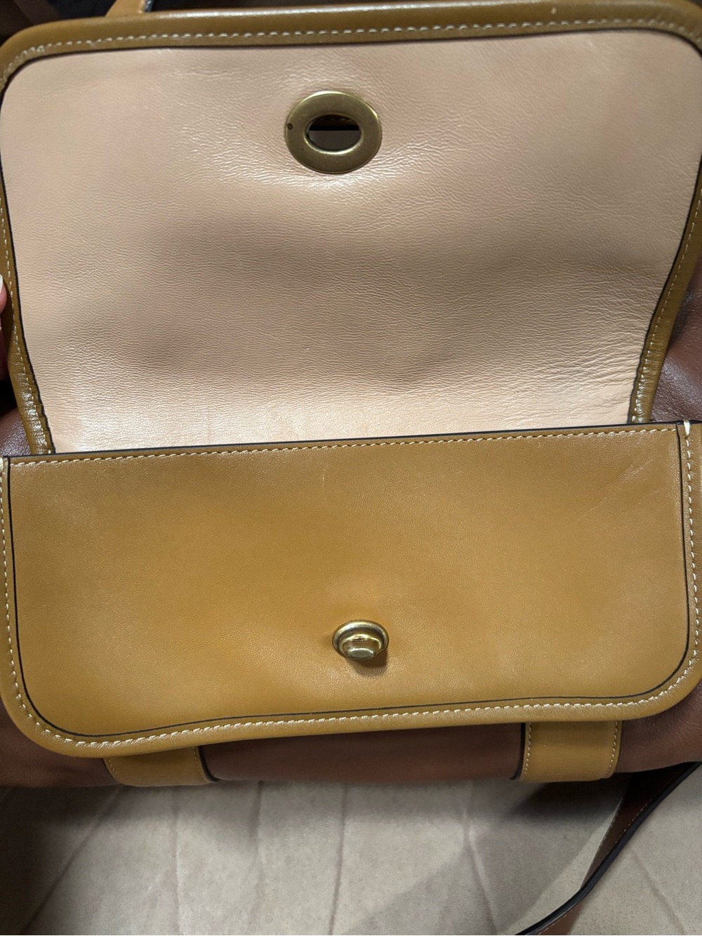 GUC Coach SAMPLE Duffle - Picture 16 of 16